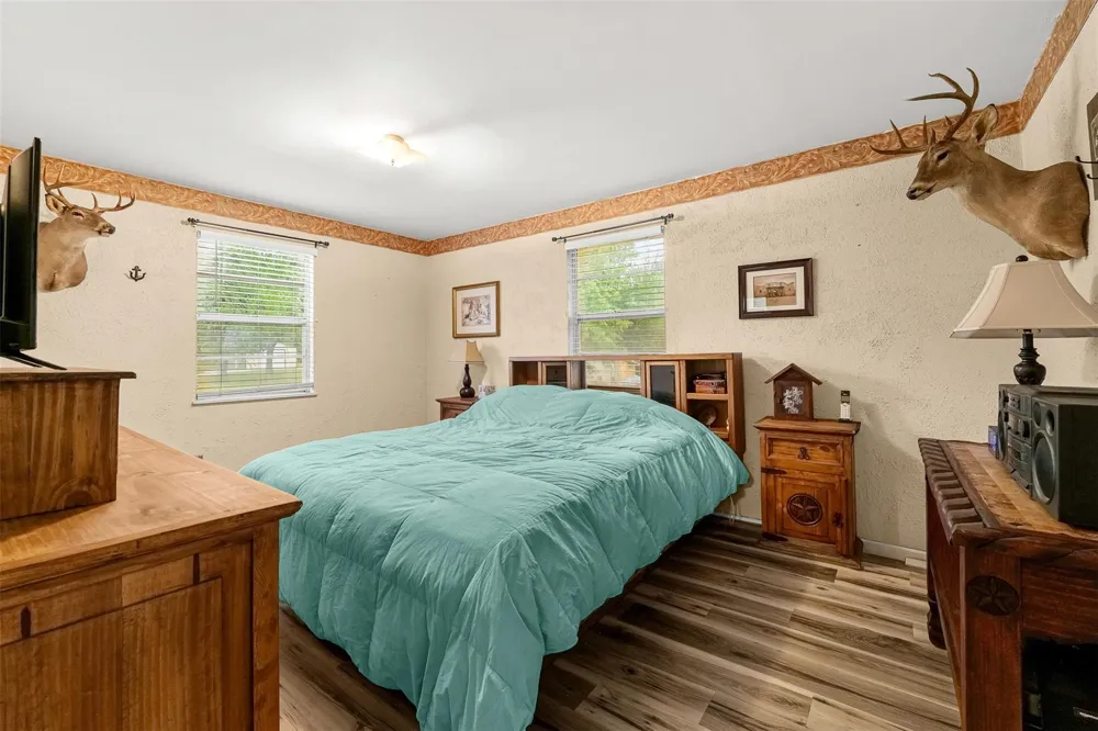 439 Lakeview Harbor Onalaska, TX 77360