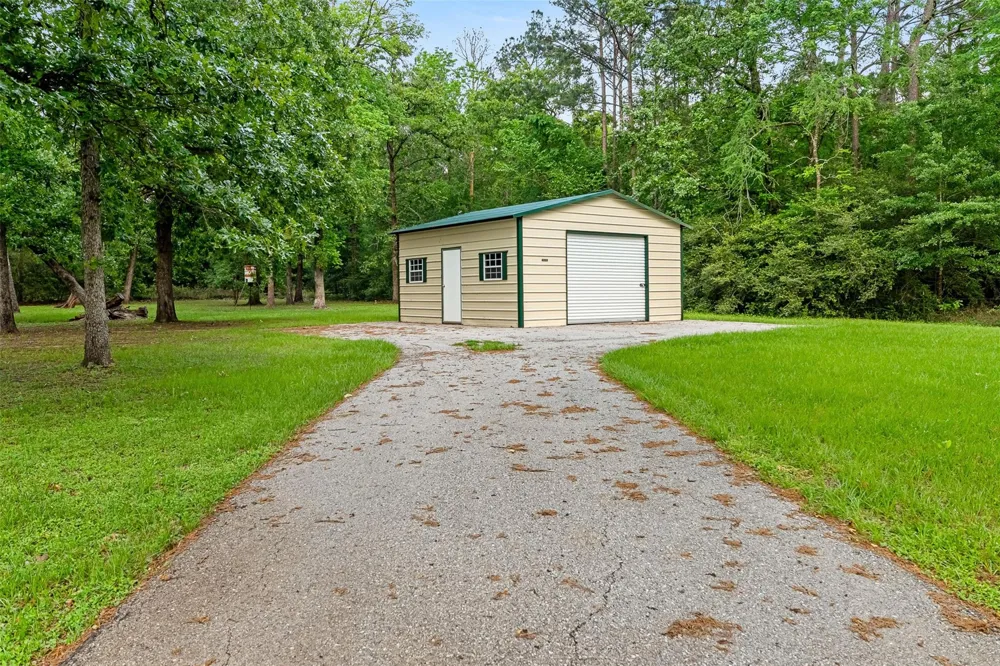 439 Lakeview Harbor Onalaska, TX 77360