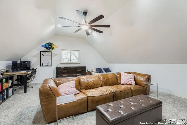 146 Canyon Oaks Hollywood Park, TX 78232
