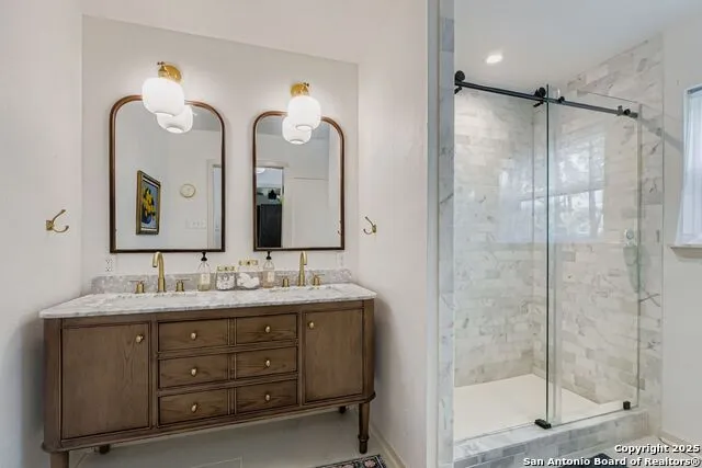 146 Canyon Oaks Hollywood Park, TX 78232
