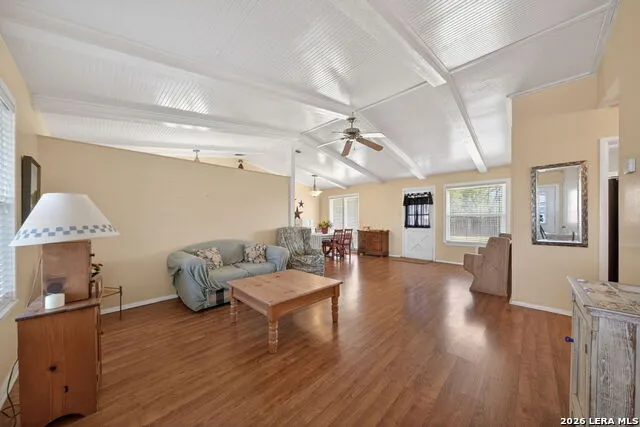 3706 Petry Dr Kirby, TX 78219