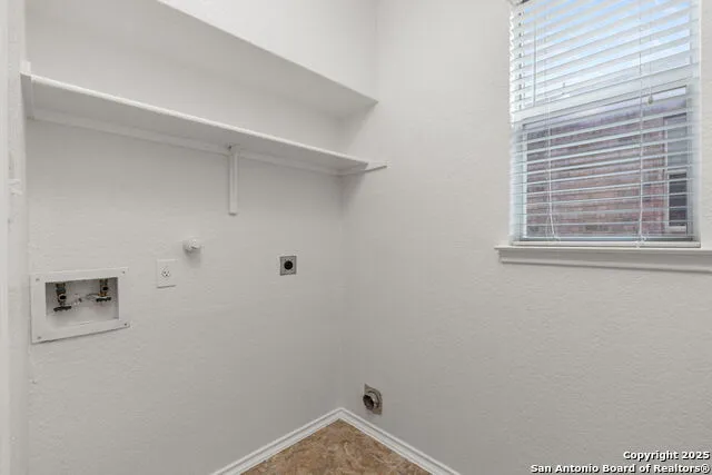 12206 Medina Mill San Antonio, TX 78253