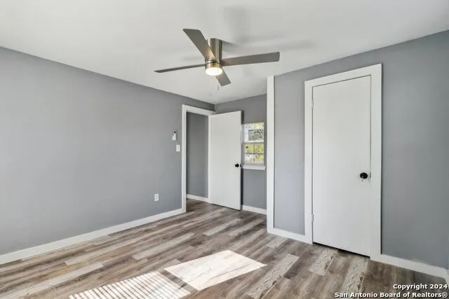 132 RENFRO DR Devine, TX 78016