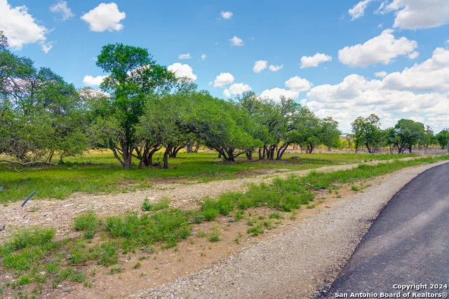 6477 ranch road 783 Harper, TX 78631