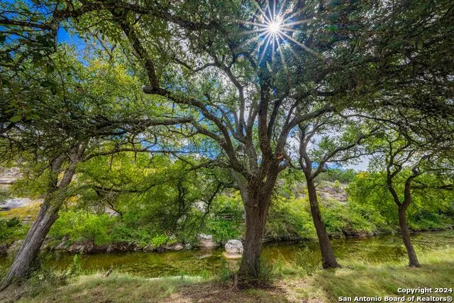6477 ranch road 783 Harper, TX 78631