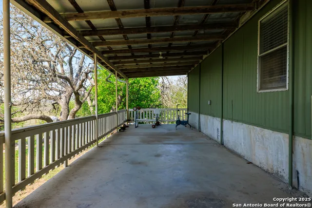 453 Reeves Ln Harper, TX 78631