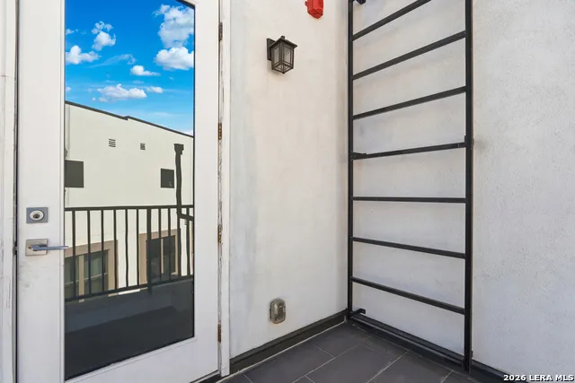 1817 ST MARYS ST Unit 502 San Antonio, TX 78212