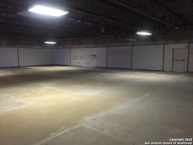 1701 E State Highway 97 #A Jourdanton, TX 78026
