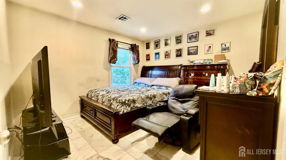 36 Fiume Street Iselin, NJ 08830