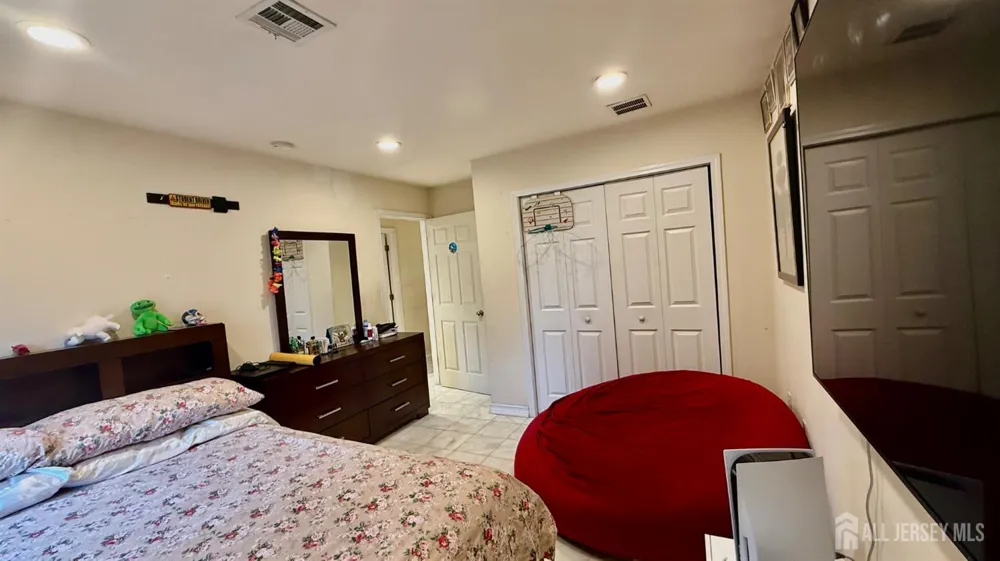 36 Fiume Street Iselin, NJ 08830