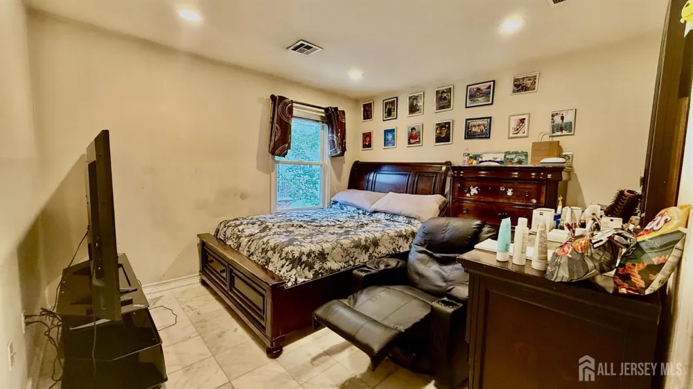 36 Fiume Street Iselin, NJ 08830