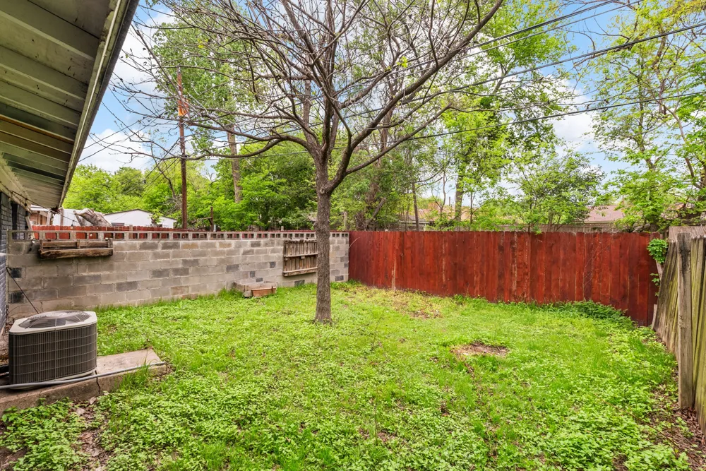 5803 Wellington Drive #B Austin, TX 78723