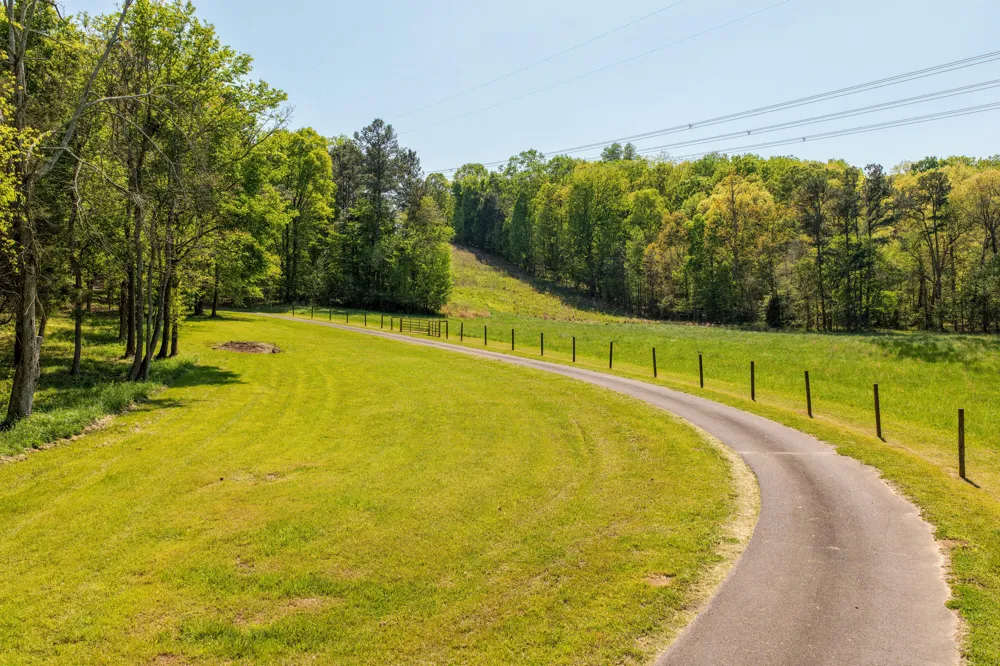 257 Mason Road SE Calhoun, GA 30701