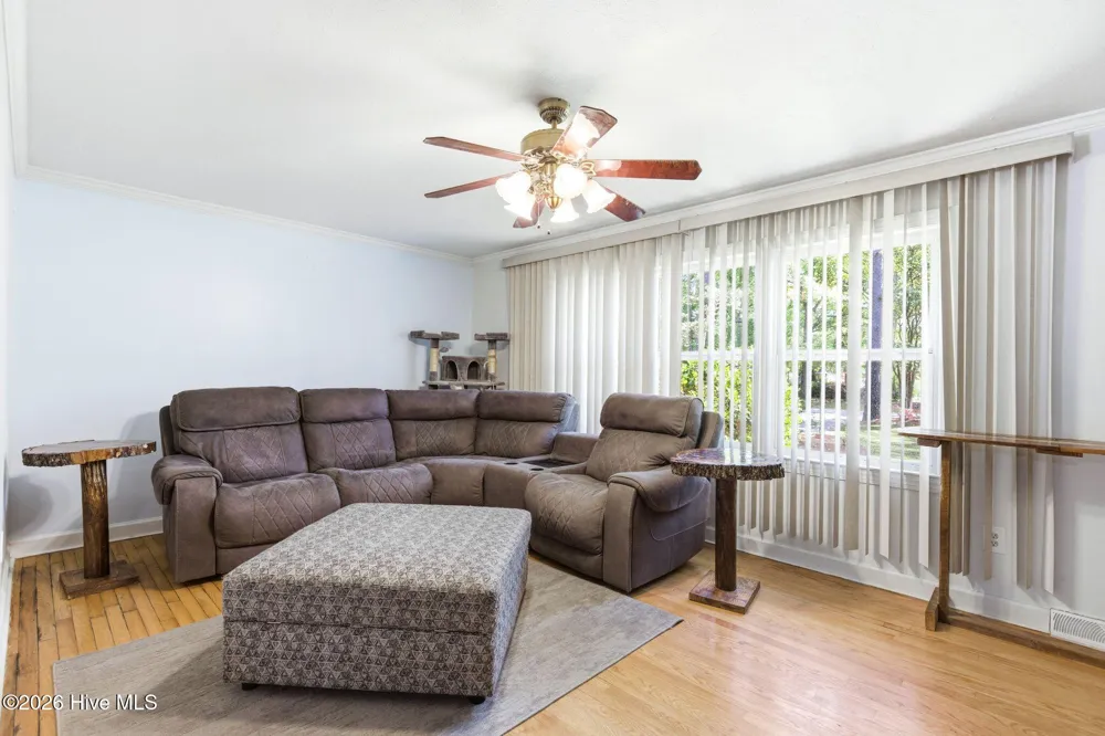235 Oak Street Wallace, NC 28466