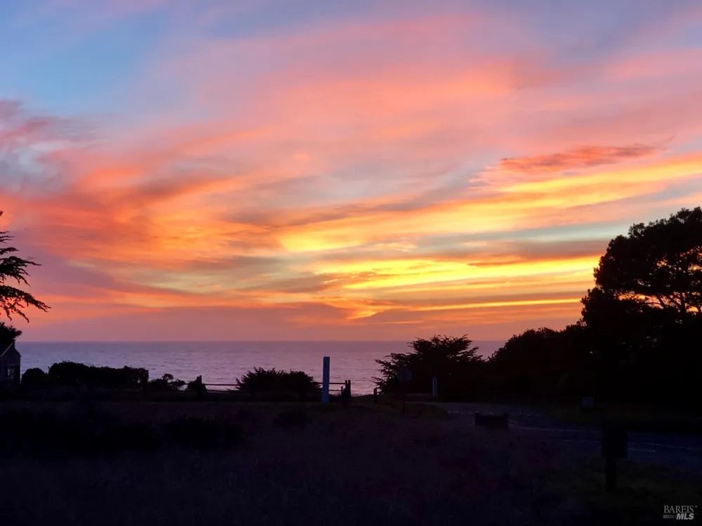 200 Headlands Close The Sea Ranch, CA 95497