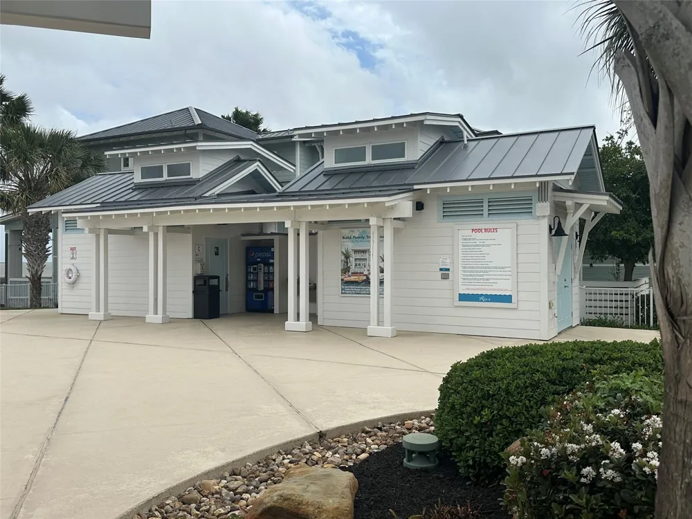 122 Bismarck Lane Rockport, TX 78382