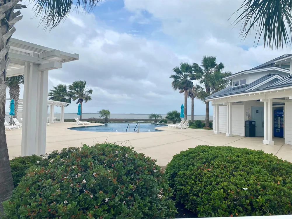 122 Bismarck Lane Rockport, TX 78382