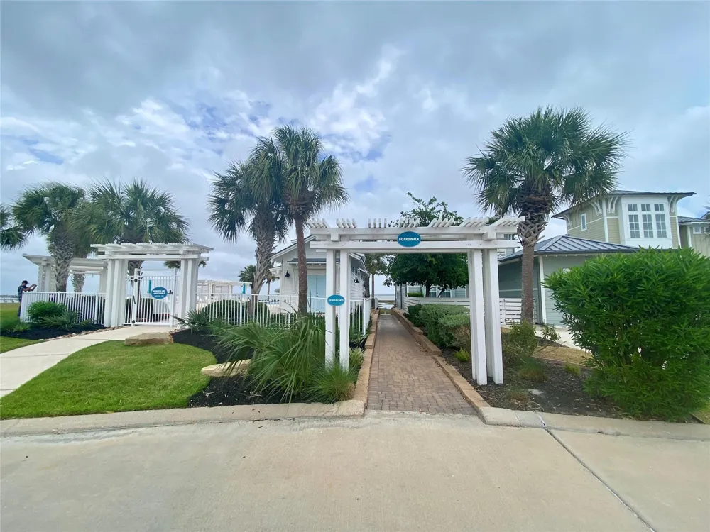 122 Bismarck Lane Rockport, TX 78382