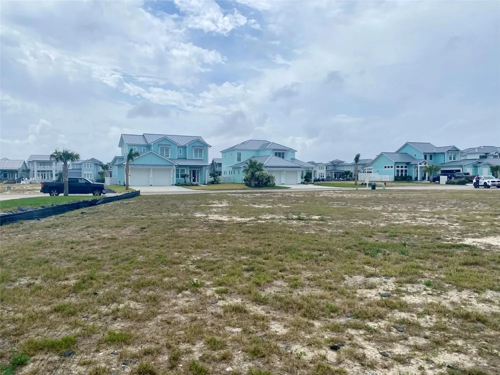 122 Bismarck Lane Rockport, TX 78382