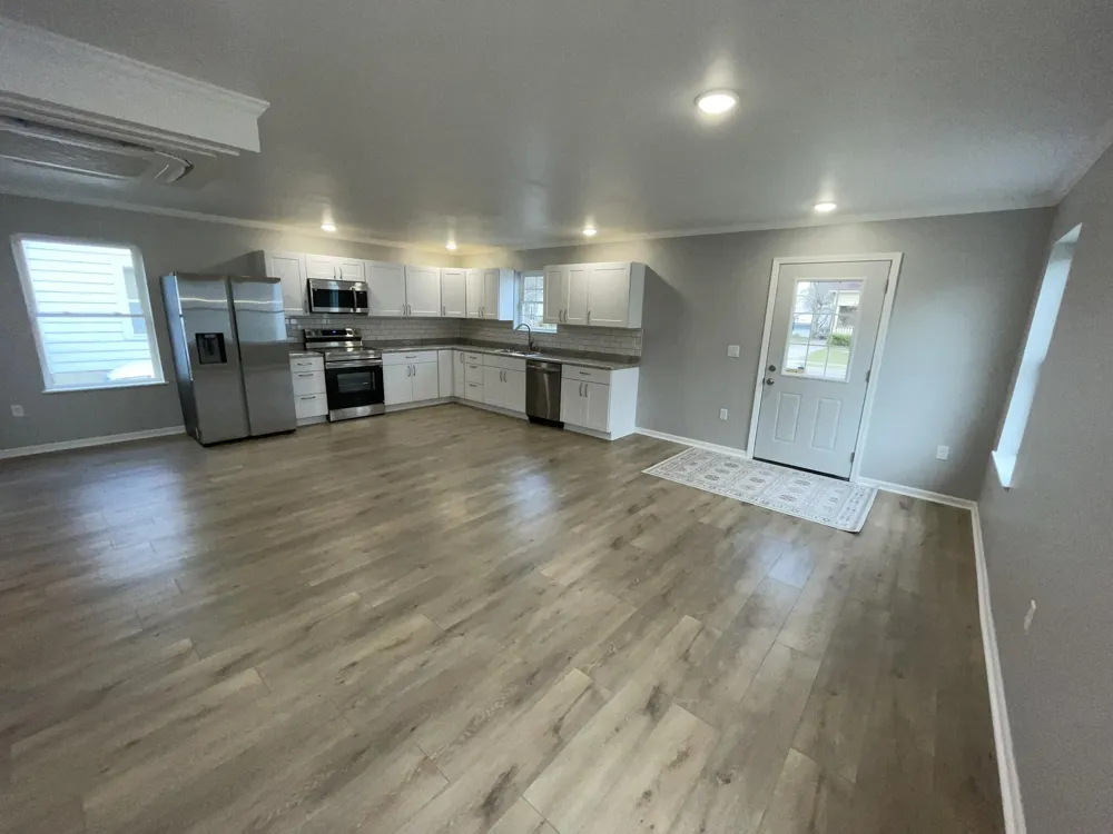 913 Pine Avenue Alma, MI 48801