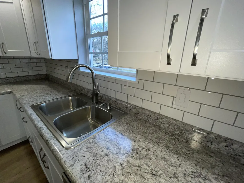 913 Pine Avenue Alma, MI 48801