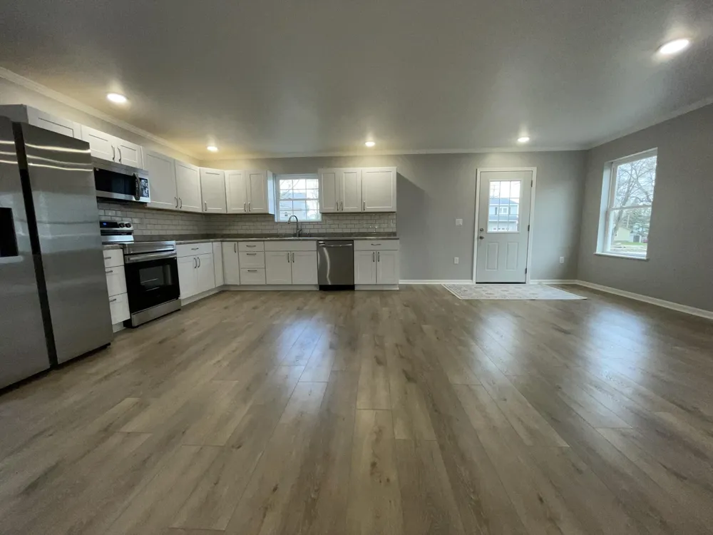 913 Pine Avenue Alma, MI 48801