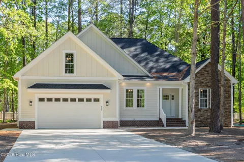 111 Chatooga Court E