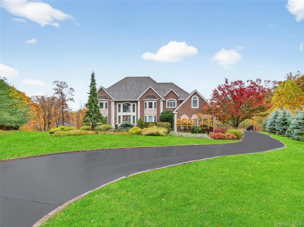 15 Beaver Pond Court Stony Point, NY 10980