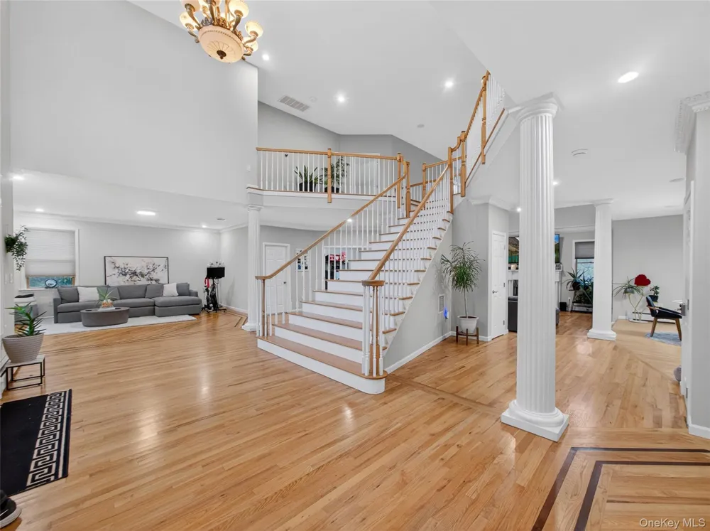 15 Beaver Pond Court Stony Point, NY 10980