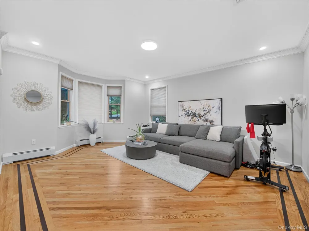 15 Beaver Pond Court Stony Point, NY 10980