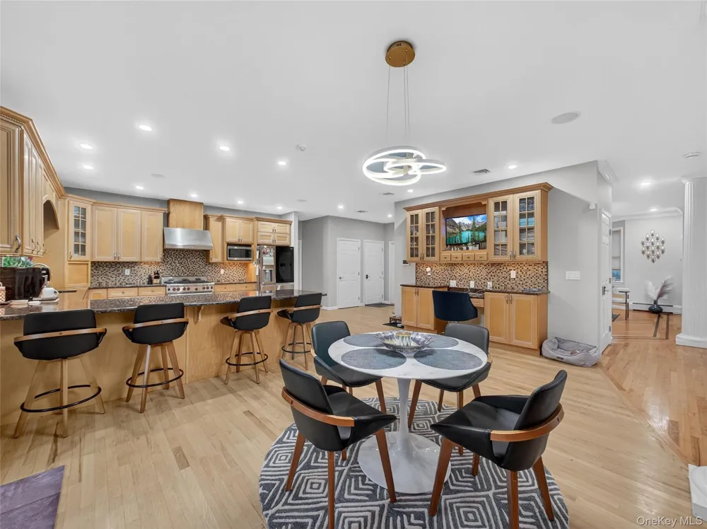 15 Beaver Pond Court Stony Point, NY 10980