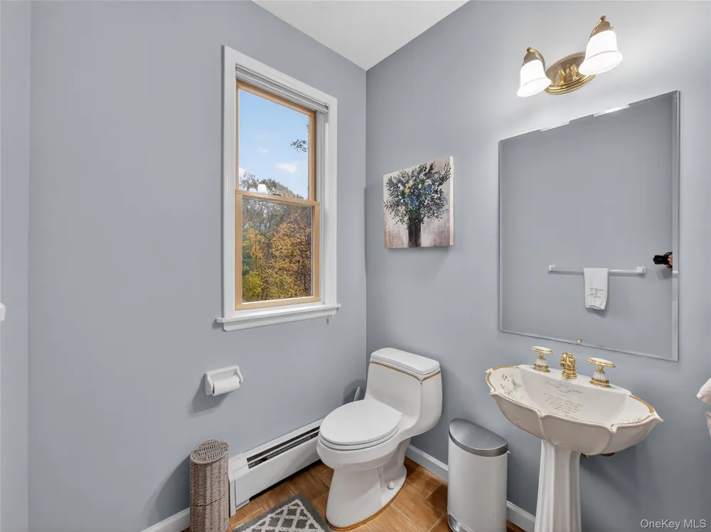 15 Beaver Pond Court Stony Point, NY 10980