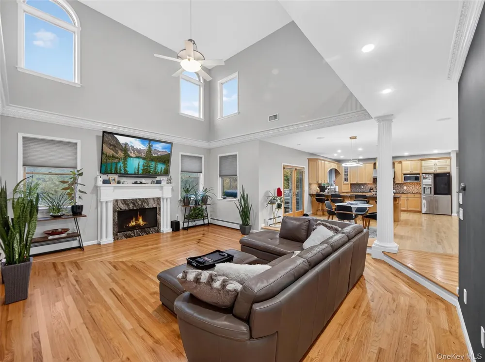 15 Beaver Pond Court Stony Point, NY 10980