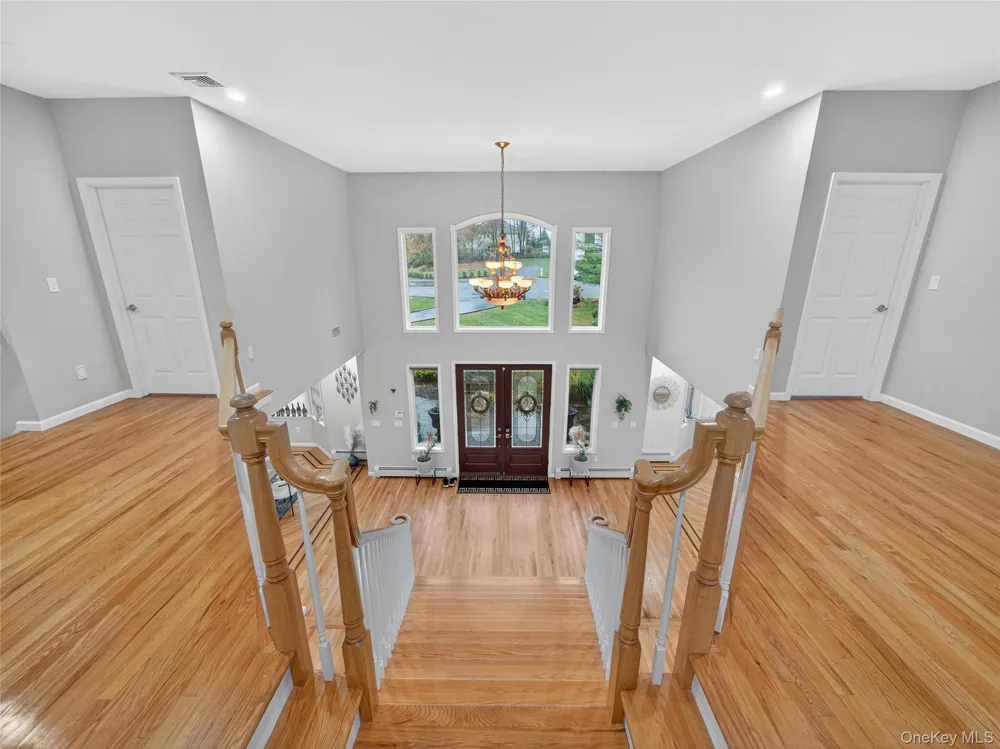 15 Beaver Pond Court Stony Point, NY 10980