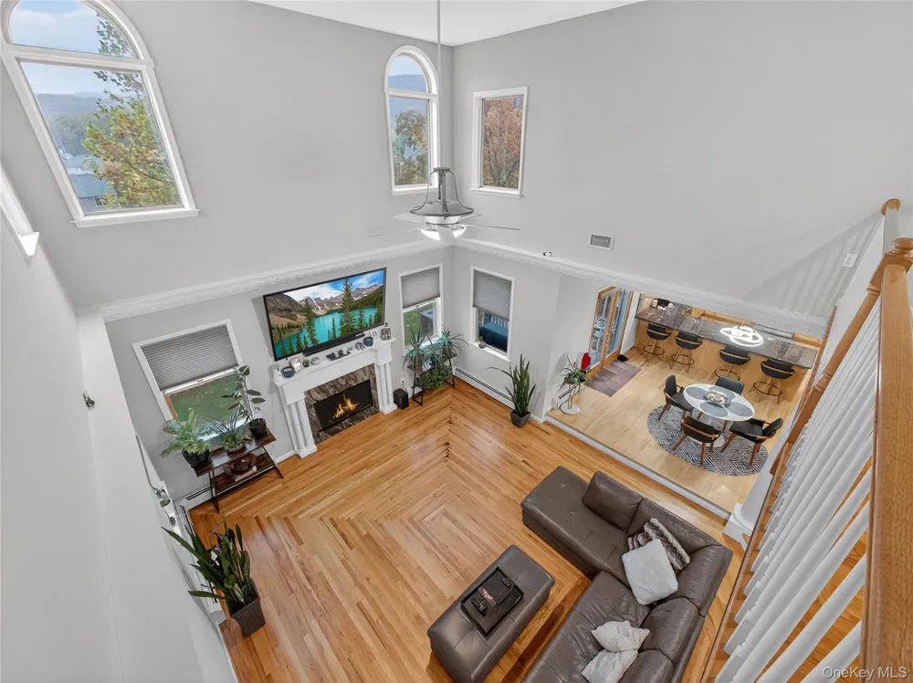 15 Beaver Pond Court Stony Point, NY 10980
