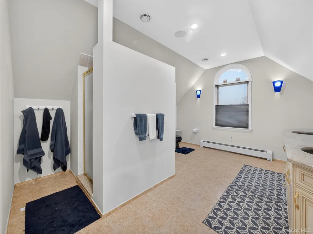 15 Beaver Pond Court Stony Point, NY 10980