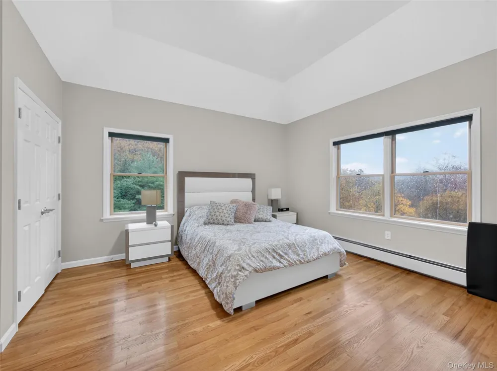 15 Beaver Pond Court Stony Point, NY 10980