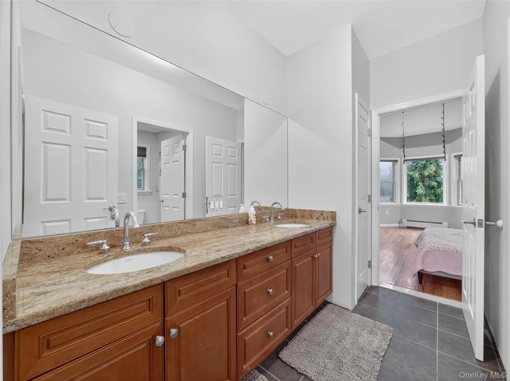 15 Beaver Pond Court Stony Point, NY 10980