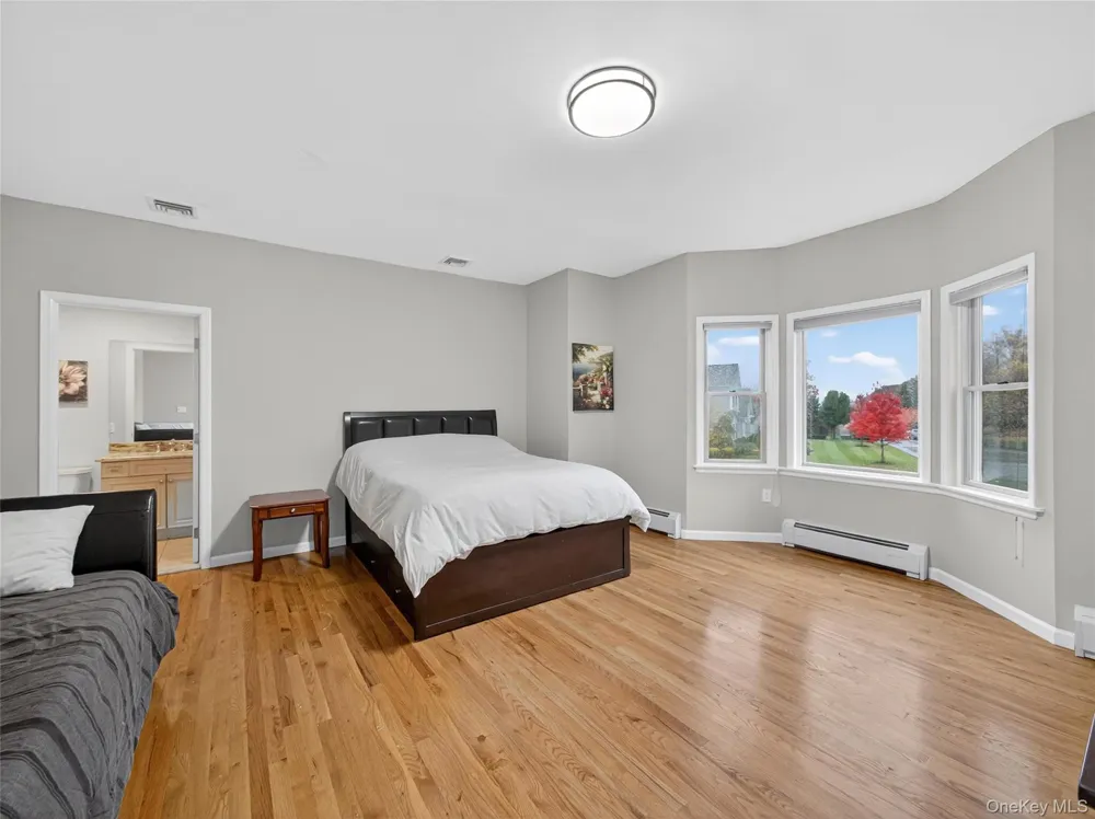 15 Beaver Pond Court Stony Point, NY 10980
