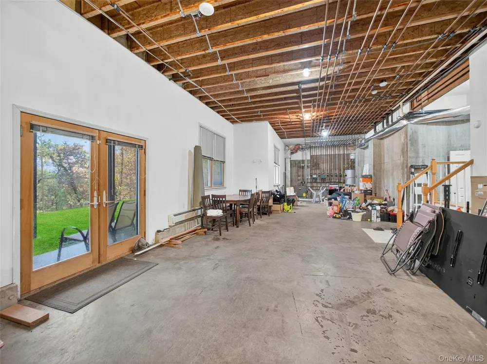 15 Beaver Pond Court Stony Point, NY 10980