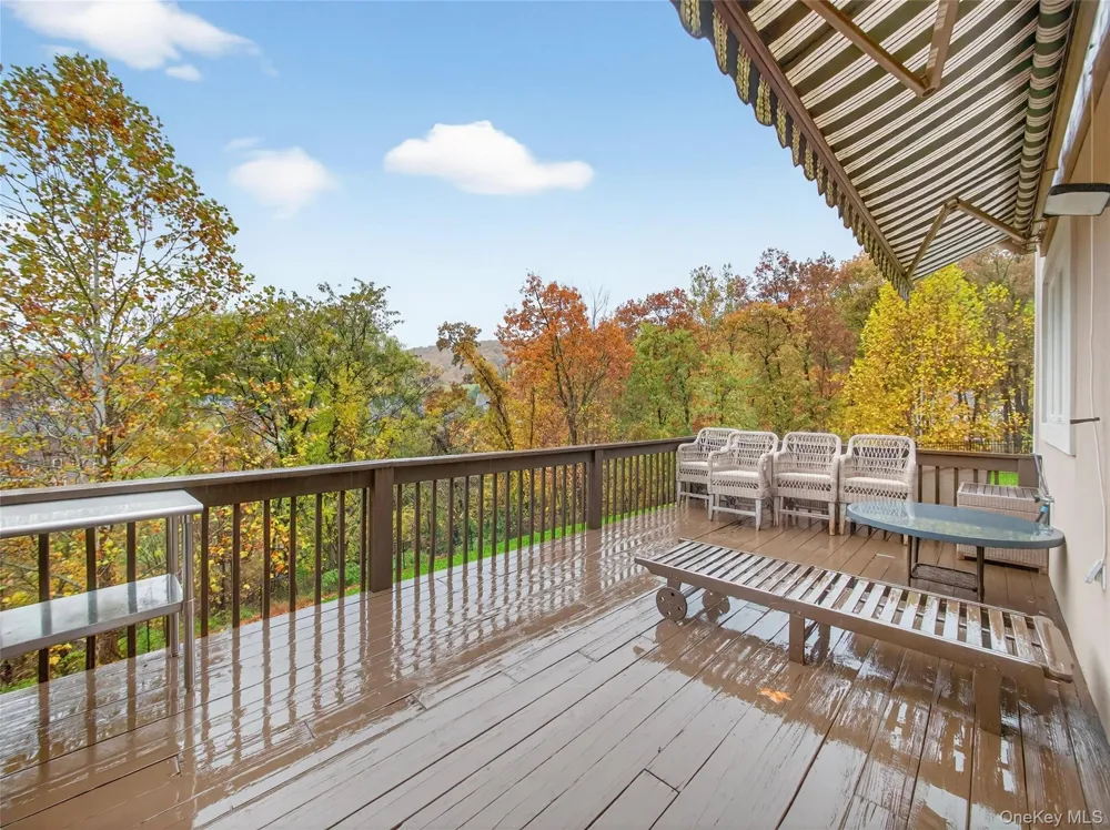 15 Beaver Pond Court Stony Point, NY 10980