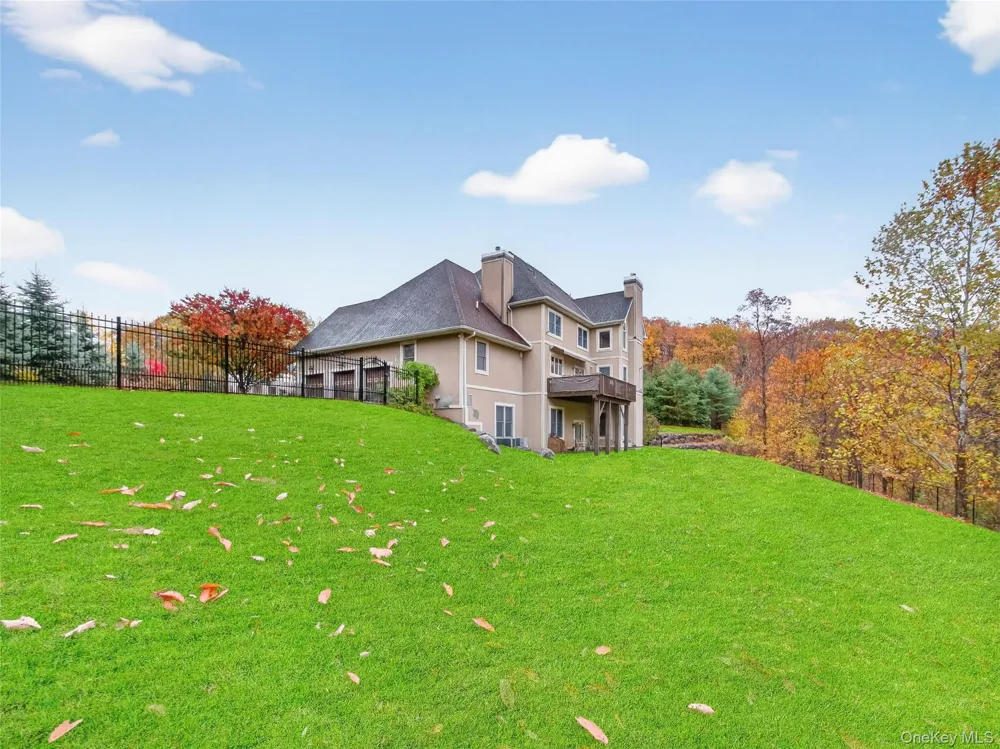 15 Beaver Pond Court Stony Point, NY 10980