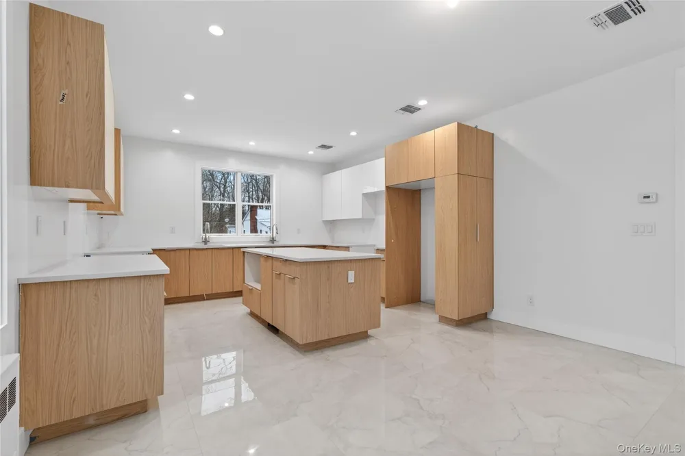 71 Lawrence Avenue Monticello, NY 12701