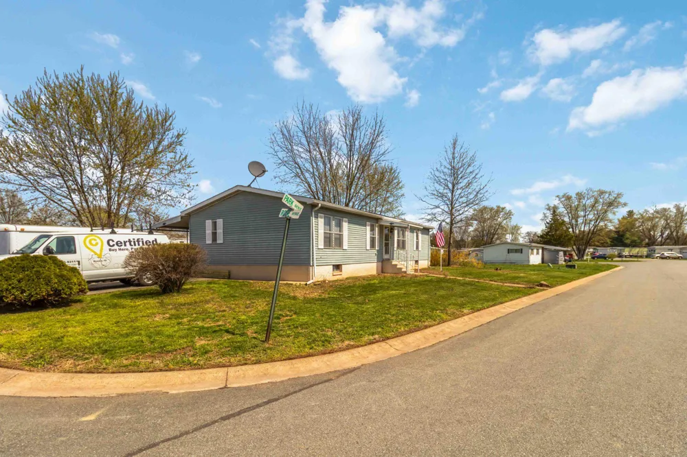 2 ROSE AVENUE Middletown, PA 17057