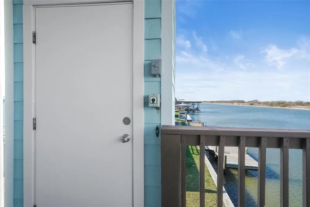 2928 Fm-2031 Matagorda, TX 77457