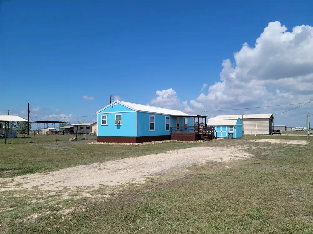 1102 Toledo Street Seadrift, TX 77983