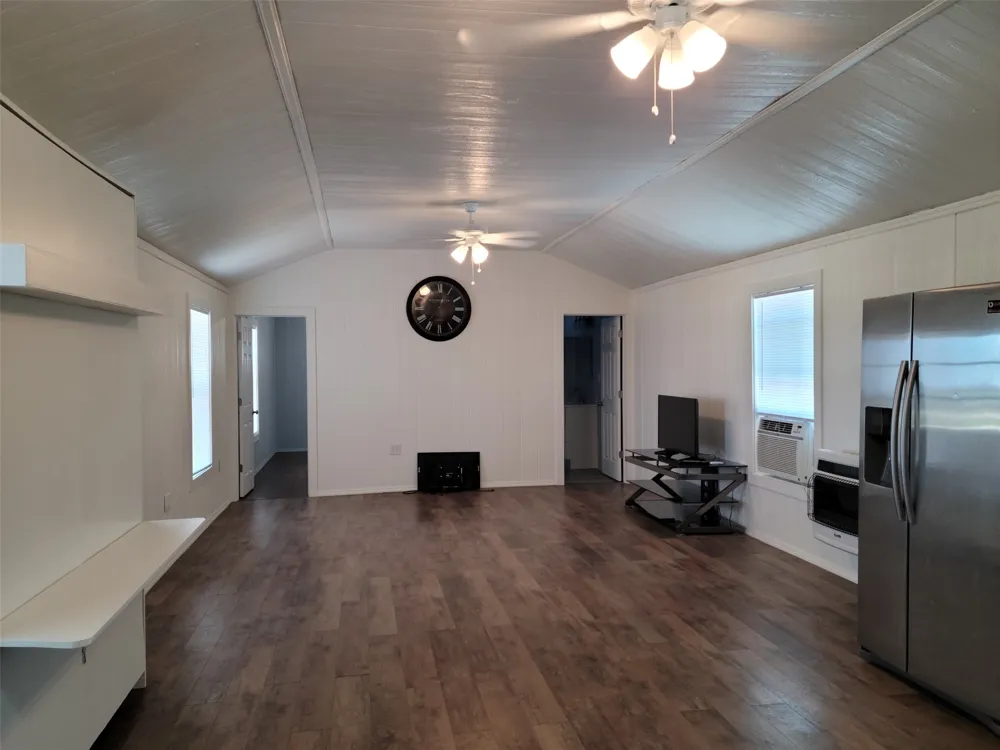 1102 Toledo Street Seadrift, TX 77983