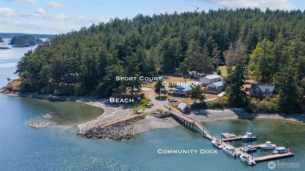 205 Makah Street Center Island, WA 98221