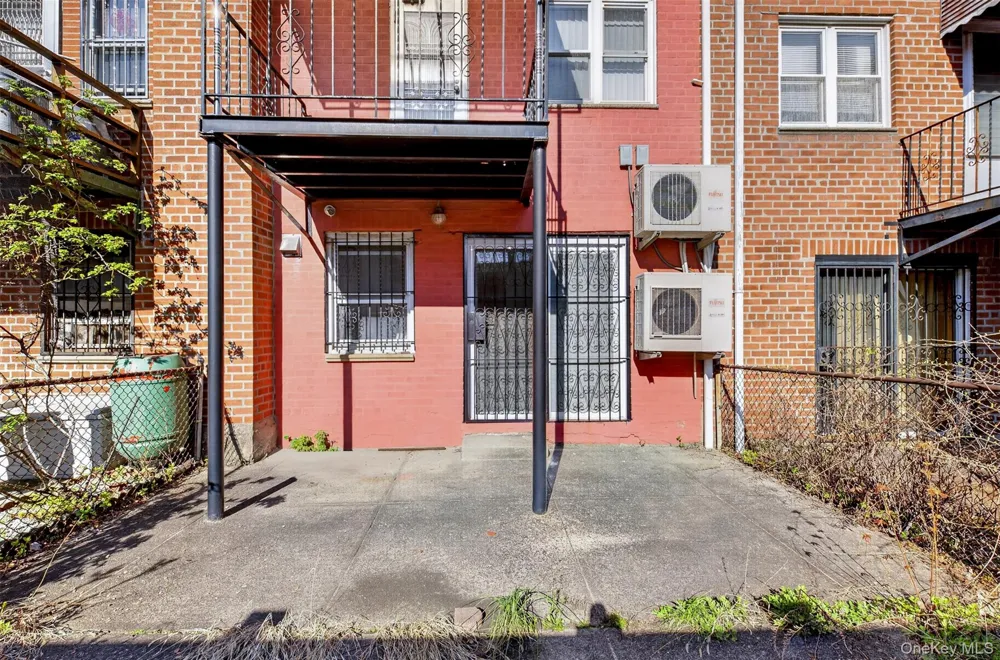 5031 68th Street Woodside, NY 11377
