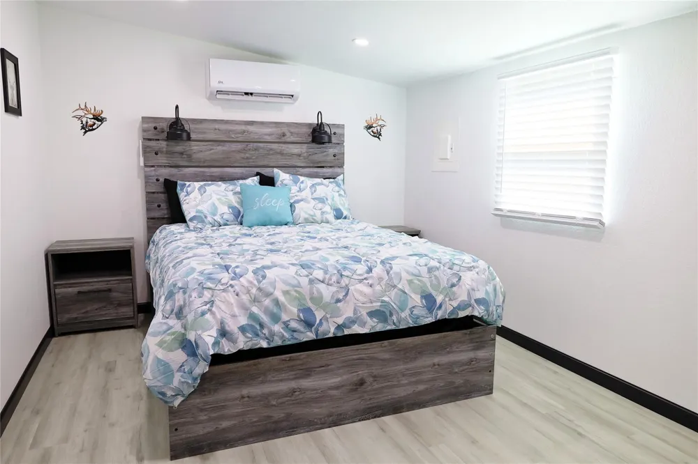 4402 Zelsky Road Freeport, TX 77541